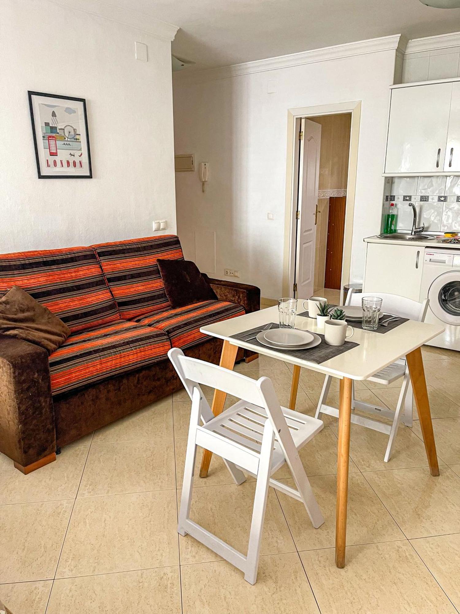 Estudio In City Center Malaga! Buitenkant foto