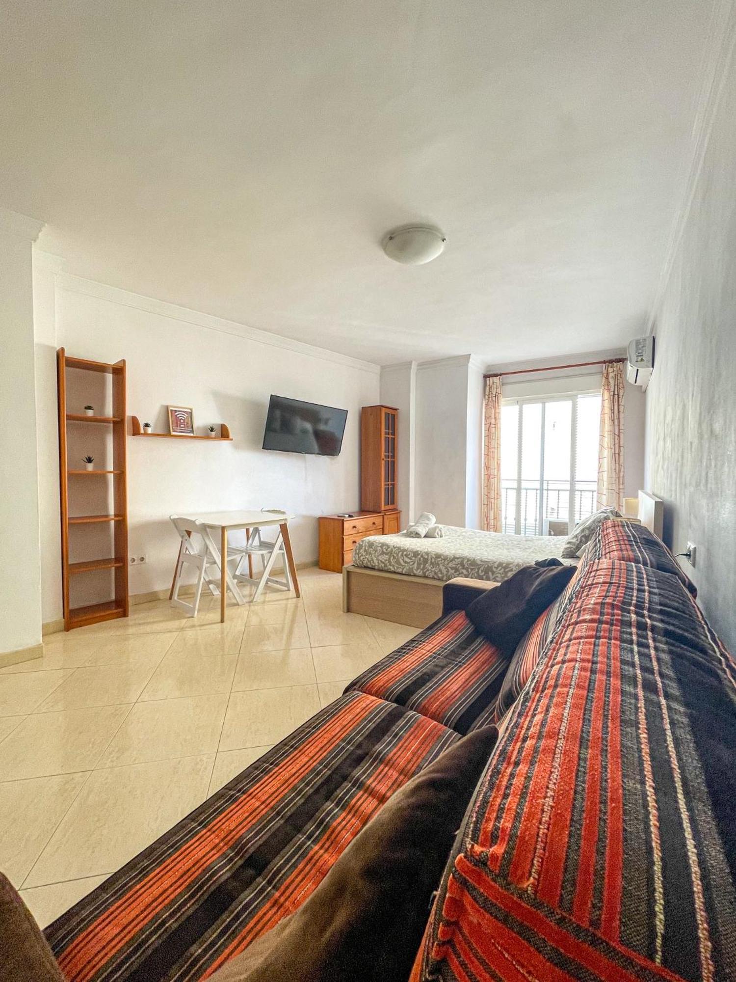 Estudio In City Center Malaga! Buitenkant foto